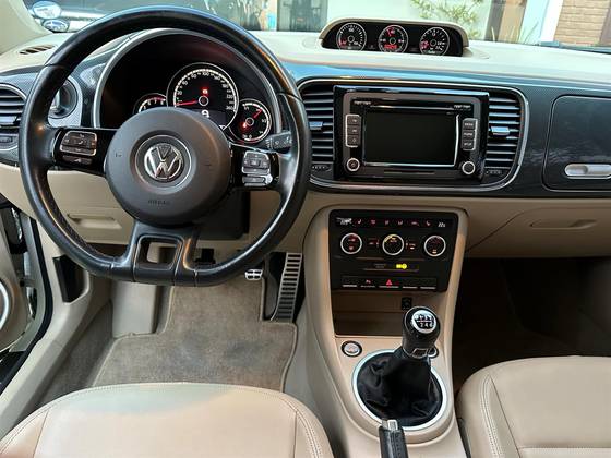 VOLKSWAGEN FUSCA 2.0 TSI SPORT 16V GASOLINA 2P MANUAL